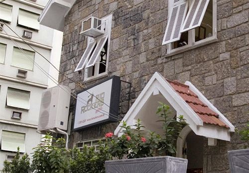 Rio Rockers Hostal *